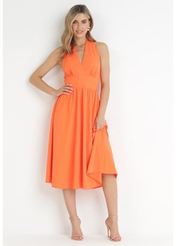 Pomarańczowa Rozkloszowana Sukienka z Wiązaniem na Szyi Nosalae ze sklepu Born2be Odzież w kategorii Sukienki - zdjęcie 160050474