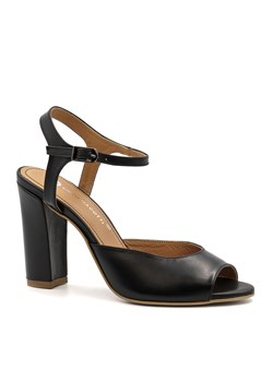 Czarne skórzane sandały na słupku 5AD307813 ze sklepu NESCIOR w kategorii Sandały damskie - zdjęcie 160058621