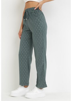 Zielone Szerokie Spodnie z Gumką w Pasie Moti ze sklepu Born2be Odzież w kategorii Spodnie damskie - zdjęcie 160066833