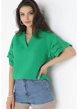 Zielona Bluzka z Ażurowymi Rękawami i Kołnierzem Lenzie ze sklepu Born2be Odzież w kategorii Bluzki damskie - zdjęcie 160140714