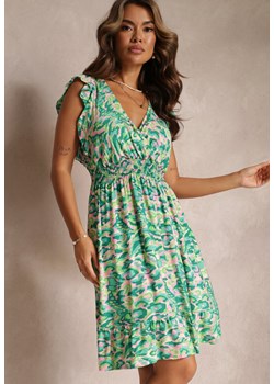 Jasnozielona Sukienka z Falbanką i Kopertowym Dekoltem Leanah ze sklepu Renee odzież w kategorii Sukienki - zdjęcie 160151472