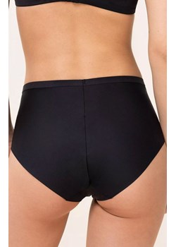 Triumph Shape Smart Maxi wysokie figi 10209655, Kolor czarny, Rozmiar L, Triumph ze sklepu Intymna w kategorii Majtki damskie - zdjęcie 160276633
