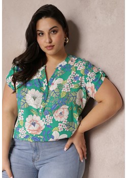 Zielona Wiskozowa Bluzka w Kwiatowy Wzór z Guzkami przy Dekolcie Kinni ze sklepu Renee odzież w kategorii Bluzki damskie - zdjęcie 160306794