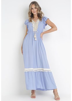 Niebieska Rozkloszowana Sukienka Maxi z Wiskozy i Wiązaniem przy Dekolcie Venali ze sklepu Born2be Odzież w kategorii Sukienki - zdjęcie 160315164