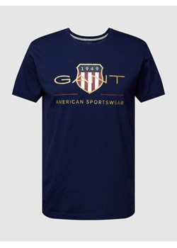 T-shirt z nadrukiem z logo model ‘Archiv Shield’ ze sklepu Peek&Cloppenburg  w kategorii T-shirty męskie - zdjęcie 160548324