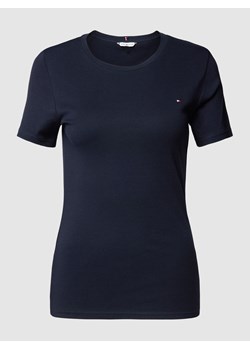 T-shirt o kroju slim fit z prążkowanym,okrągłym dekoltem ze sklepu Peek&Cloppenburg  w kategorii Bluzki damskie - zdjęcie 160637313