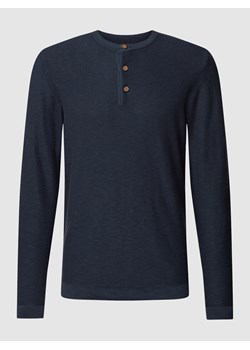 Sweter z dzianiny z okrągłym dekoltem ze sklepu Peek&Cloppenburg  w kategorii Swetry męskie - zdjęcie 160680520