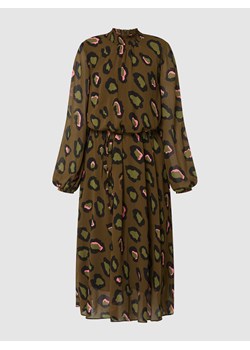Sukienka midi ze wzorem na całej powierzchni ze sklepu Peek&Cloppenburg  w kategorii Sukienki - zdjęcie 160747280