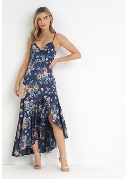 Granatowa Sukienka Maxi na Cienkich Ramiączkach z Asymetrycznym Dołem Nylas ze sklepu Born2be Odzież w kategorii Sukienki - zdjęcie 160823072