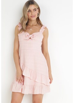 Różowa Sukienka na Szerokich Ramiączkach z Wiązaniem i Falbankami Birgitesa ze sklepu Born2be Odzież w kategorii Sukienki - zdjęcie 160830622