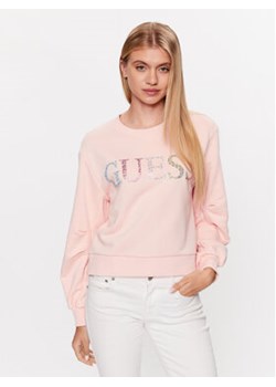 Guess Bluza Logo W3GQ09 KBK32 Różowy Relaxed Fit ze sklepu MODIVO w kategorii Bluzy damskie - zdjęcie 160890974