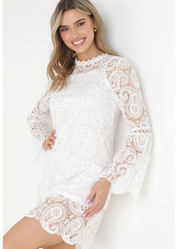 Biała Koronkowa Sukienka Mini z Długimi Rękawami i Kokardkami Temona ze sklepu Born2be Odzież w kategorii Sukienki - zdjęcie 160907384