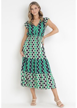 Zielona Sukienka Maxi z Gumką w Pasie i Plecionym Paskiem z Wiskozy Vittorie ze sklepu Born2be Odzież w kategorii Sukienki - zdjęcie 160907434
