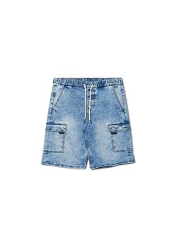 Cropp - Jeansowe szorty loose jogger - niebieski ze sklepu Cropp w kategorii Spodenki męskie - zdjęcie 160938302