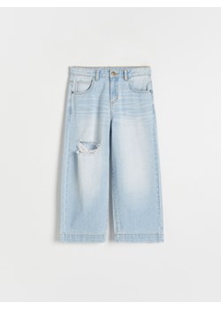Reserved - Jeansy culotte z przetarciami - niebieski ze sklepu Reserved w kategorii Spodnie dziewczęce - zdjęcie 160940430