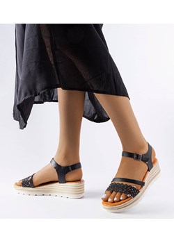 Czarne sandały na koturnie Ferdinando ze sklepu gemre w kategorii Sandały damskie - zdjęcie 160978521