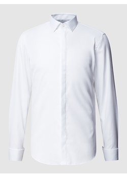 Koszula biznesowa o kroju slim fit z kołnierzykiem typu kent ze sklepu Peek&Cloppenburg  w kategorii Koszule męskie - zdjęcie 161031180