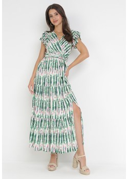Zielona Rozkloszowana Sukienka Maxi z Wiskozy i Wiązanym Paskiem Beliss ze sklepu Born2be Odzież w kategorii Sukienki - zdjęcie 161037660