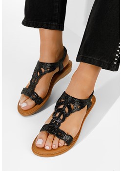 Czarne sandały płaski Tirenia ze sklepu Zapatos w kategorii Sandały damskie - zdjęcie 161186974