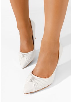 Białe szpilki Alisavea ze sklepu Zapatos w kategorii Czółenka - zdjęcie 161187311