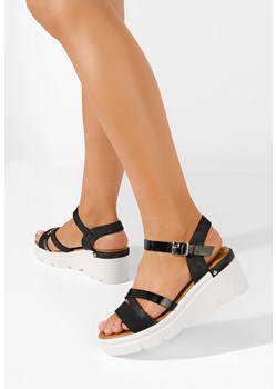 Czarne sandały na koturnie Selenia ze sklepu Zapatos w kategorii Sandały damskie - zdjęcie 161187363