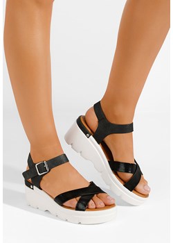 Czarne sandały na platformie Zaleria ze sklepu Zapatos w kategorii Sandały damskie - zdjęcie 161187364