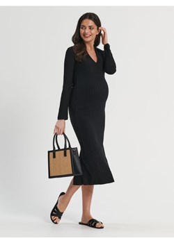 Sinsay - Sukienka midi prążkowana MAMA - czarny ze sklepu Sinsay w kategorii Sukienki ciążowe - zdjęcie 161208361