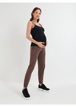 Sinsay - Spodnie dresowe MAMA - brązowy ze sklepu Sinsay w kategorii Spodnie ciążowe - zdjęcie 161208702