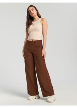 Sinsay - Spodnie z kieszeniami - brązowy ze sklepu Sinsay w kategorii Spodnie damskie - zdjęcie 161212554