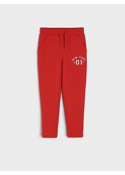 Sinsay - Spodnie dresowe jogger - czerwony ze sklepu Sinsay w kategorii Spodnie chłopięce - zdjęcie 161213471