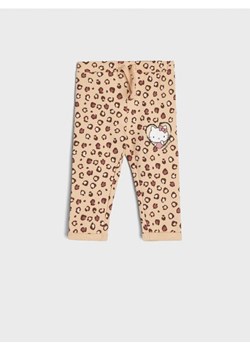 Sinsay - Spodnie dresowe jogger Hello Kitty - brązowy ze sklepu Sinsay w kategorii Spodnie i półśpiochy - zdjęcie 161213783