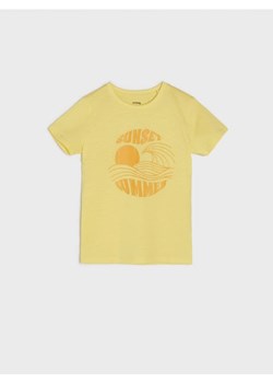 Sinsay - Koszulka z nadrukiem - żółty ze sklepu Sinsay w kategorii T-shirty chłopięce - zdjęcie 161214144