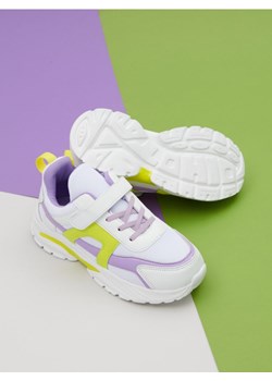 Sinsay - Sneakersy - biały ze sklepu Sinsay w kategorii Buty sportowe dziecięce - zdjęcie 161215934