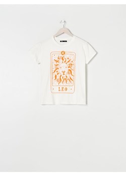 Sinsay - Koszulka z nadrukiem - kremowy ze sklepu Sinsay w kategorii Bluzki damskie - zdjęcie 161216532