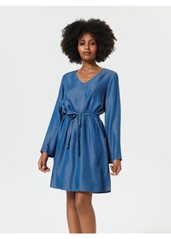 Sinsay - Sukienka mini z wiązaniem - niebieski ze sklepu Sinsay w kategorii Sukienki - zdjęcie 161217152
