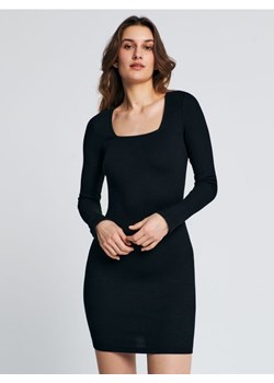 Sinsay - Sukienka mini prążkowana - czarny ze sklepu Sinsay w kategorii Sukienki - zdjęcie 161236590