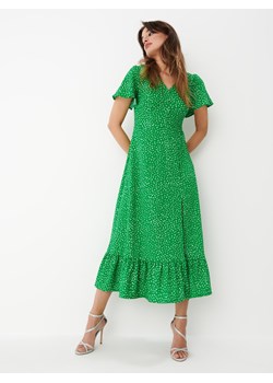 Mohito - Zielona sukienka midi w kropki - Zielony ze sklepu Mohito w kategorii Sukienki - zdjęcie 161247372