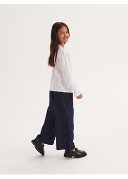 Reserved - Eleganckie spodnie w paski - granatowy ze sklepu Reserved w kategorii Spodnie dziewczęce - zdjęcie 161249110