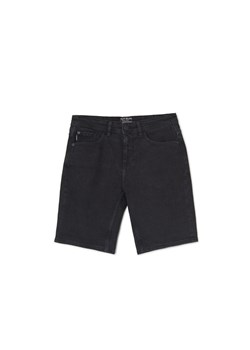 Cropp - Czarne jeansowe szorty - czarny ze sklepu Cropp w kategorii Spodenki męskie - zdjęcie 161252714