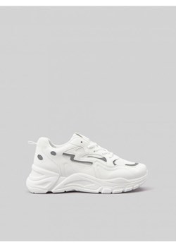 Sinsay - Sneakersy - biały ze sklepu Sinsay w kategorii Buty sportowe damskie - zdjęcie 161254593