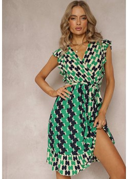 Zielona Midi Sukienka o Rozkloszowanym Fasonie w Geometryczny Wzór z Falbankami Airon ze sklepu Renee odzież w kategorii Sukienki - zdjęcie 161272180
