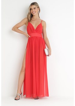 Czerwona Rozkloszowana Sukienka Maxi na Ramiączkach z Majtkami Girma ze sklepu Born2be Odzież w kategorii Sukienki - zdjęcie 161272541