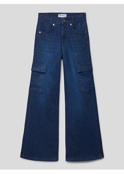 Jeansy o rozkloszowanym kroju z kieszeniami cargo model ‘NORMAL’ ze sklepu Peek&Cloppenburg  w kategorii Spodnie dziewczęce - zdjęcie 161285521