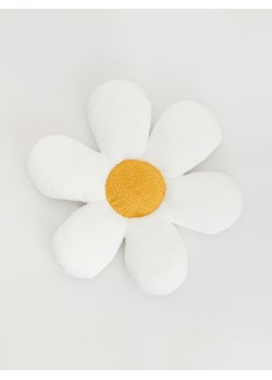 Reserved - Dekoracyjna poduszka kwiatek - biały ze sklepu Reserved w kategorii Poduszki dla dzieci - zdjęcie 161312411