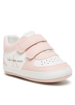 Półbuty Calvin Klein Jeans V0A4-80650-1433A Pink/Milk 477 ze sklepu eobuwie.pl w kategorii Buciki niemowlęce - zdjęcie 161329854