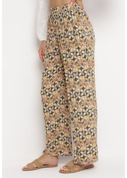Jasnozielone Szerokie Spodnie z Gumką w Pasie i Kieszeniami z Wiskozy Keiord ze sklepu Born2be Odzież w kategorii Spodnie damskie - zdjęcie 161354214