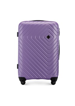 Średnia walizka z ABS-u z geometrycznym tłoczeniem fioletowa ze sklepu WITTCHEN w kategorii Walizki - zdjęcie 161362022