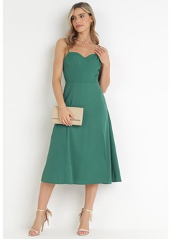 Zielona Rozkloszowana Sukienka na Ramiączkach z Rozcięciem Sveame ze sklepu Born2be Odzież w kategorii Sukienki - zdjęcie 161379510