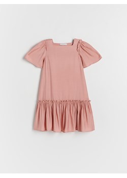 Reserved - Sukienka z falbanką - brzoskwiniowy ze sklepu Reserved w kategorii Sukienki dziewczęce - zdjęcie 161384710