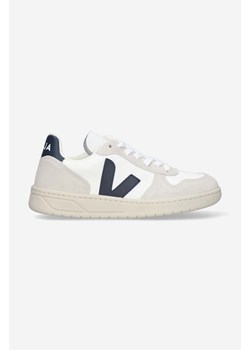 Veja sneakersy V-10 kolor biały VX0101380 ze sklepu PRM w kategorii Buty sportowe damskie - zdjęcie 161400092